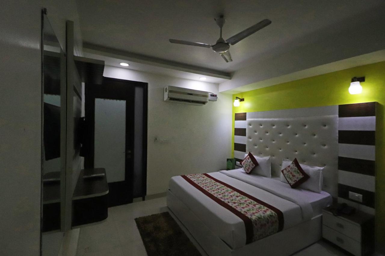 Hotel Inn Suites - Delhi Airport Neu-Delhi Exterior foto