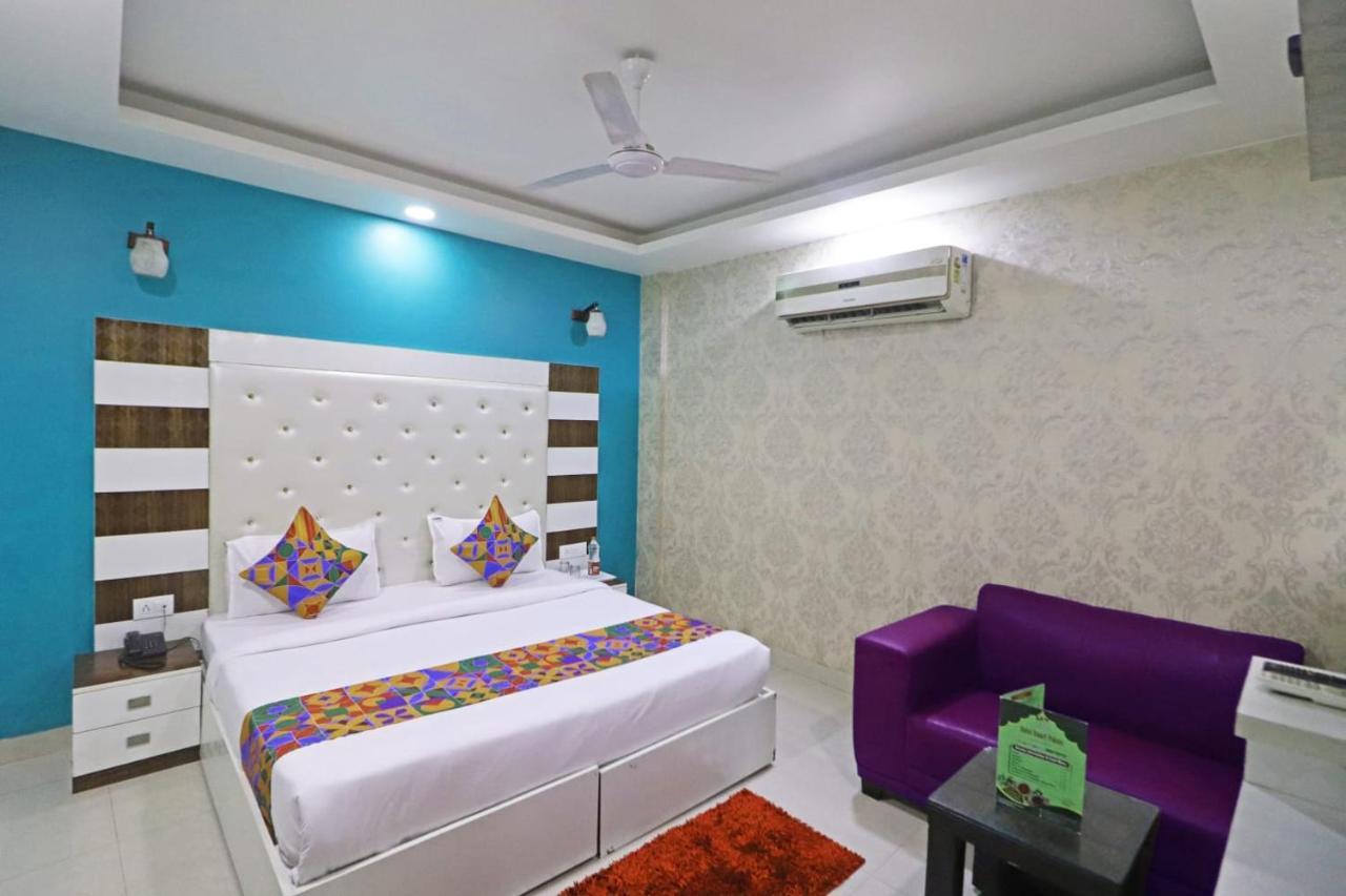 Hotel Inn Suites - Delhi Airport Neu-Delhi Exterior foto