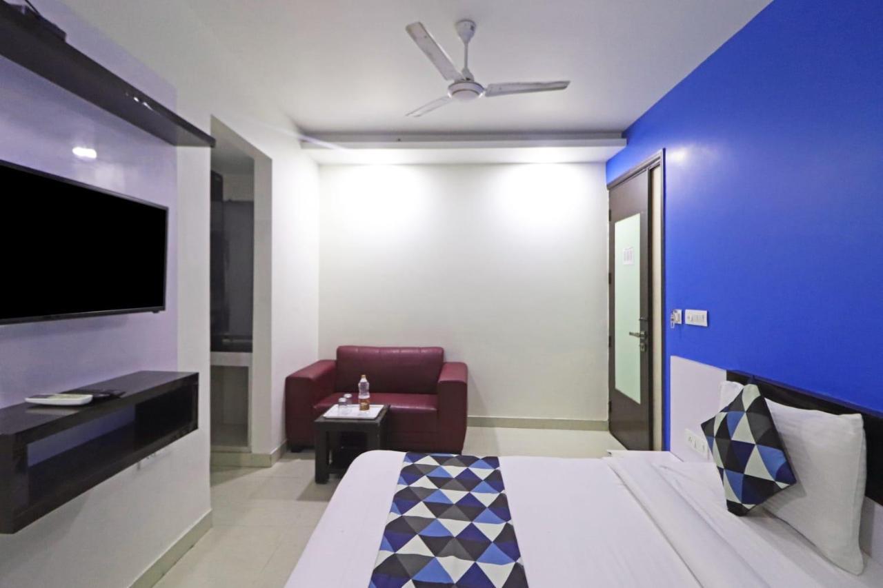 Hotel Inn Suites - Delhi Airport Neu-Delhi Exterior foto